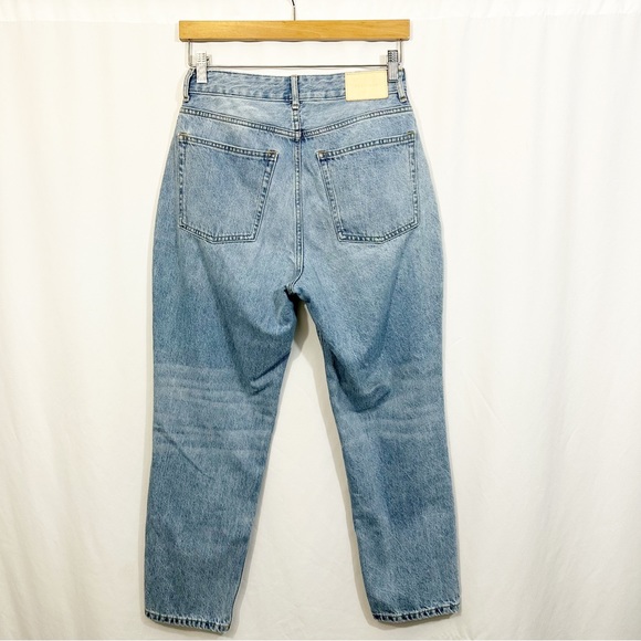 Everlane The Curvy 90s Cheeky Straight Jeans - Picture 5 of 11